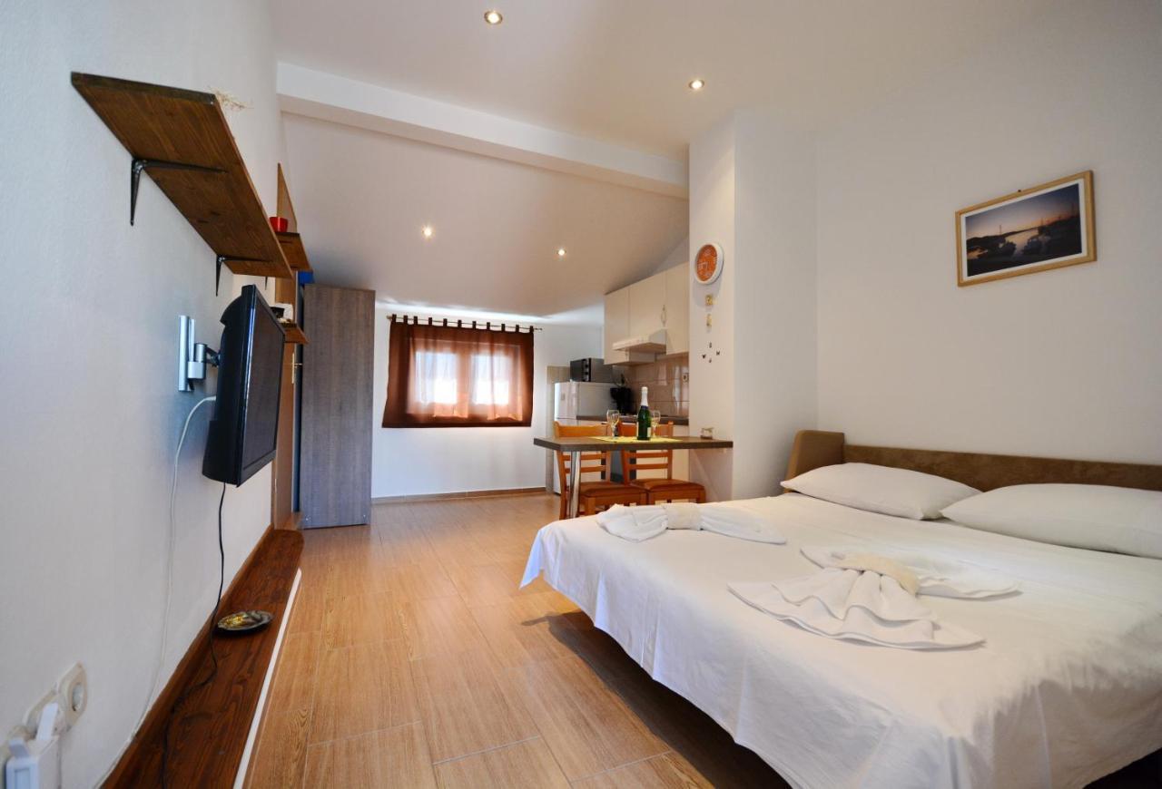 Studio Apartment Martin Zadar Eksteriør bilde