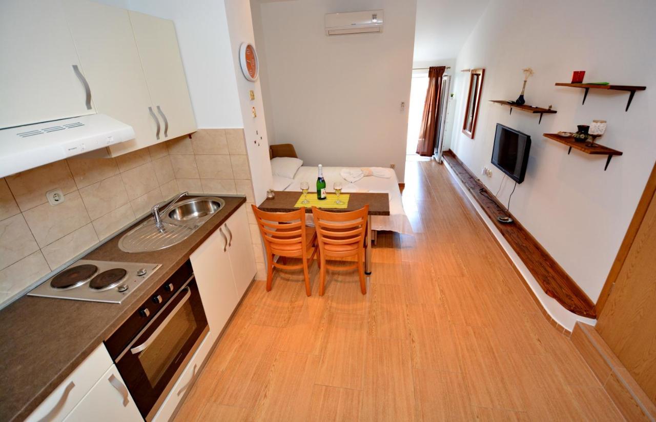Studio Apartment Martin Zadar Eksteriør bilde