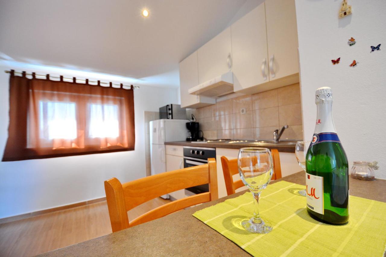 Studio Apartment Martin Zadar Eksteriør bilde